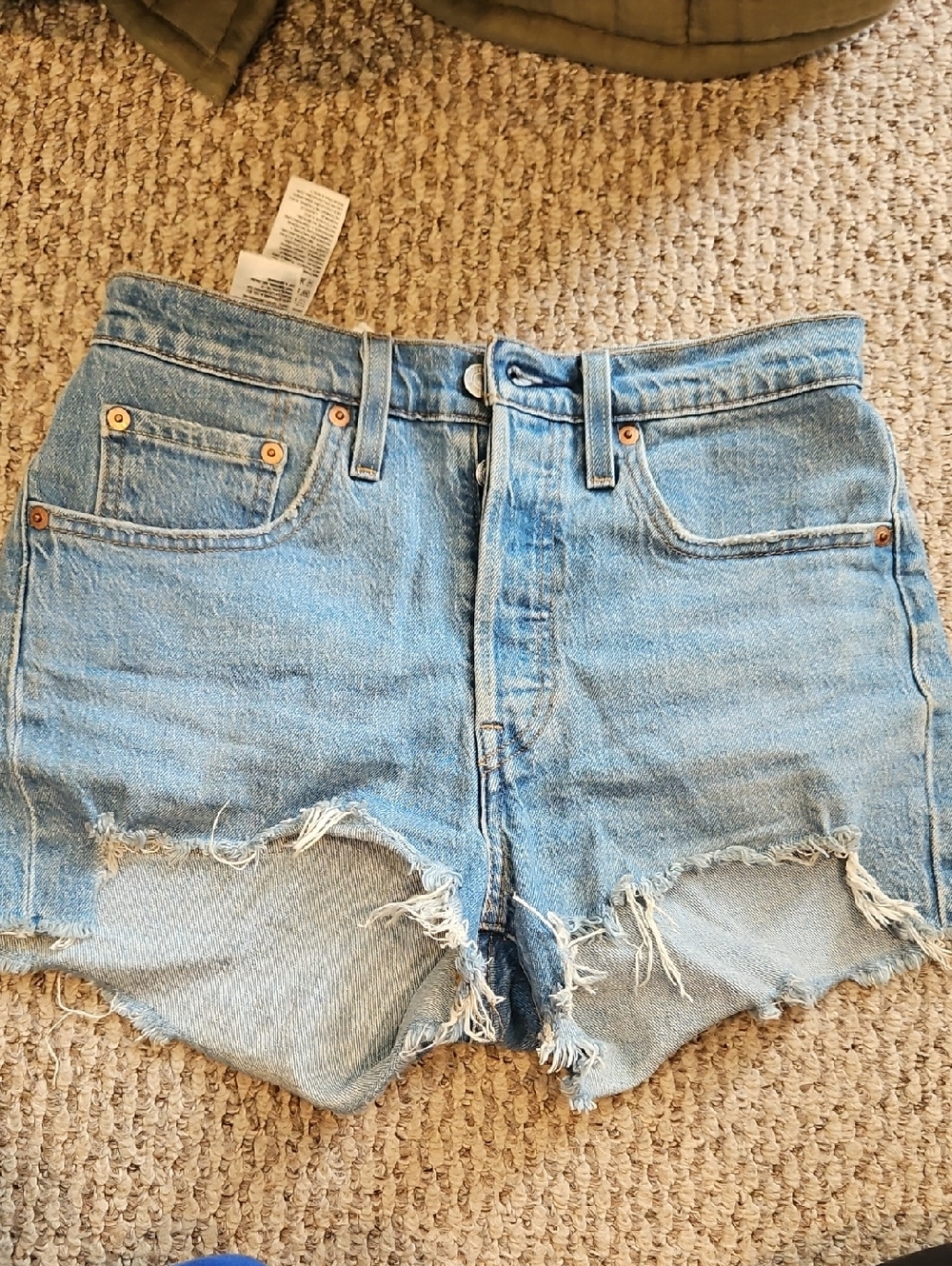 Levis 501 Cutoff Jean Shorts 26